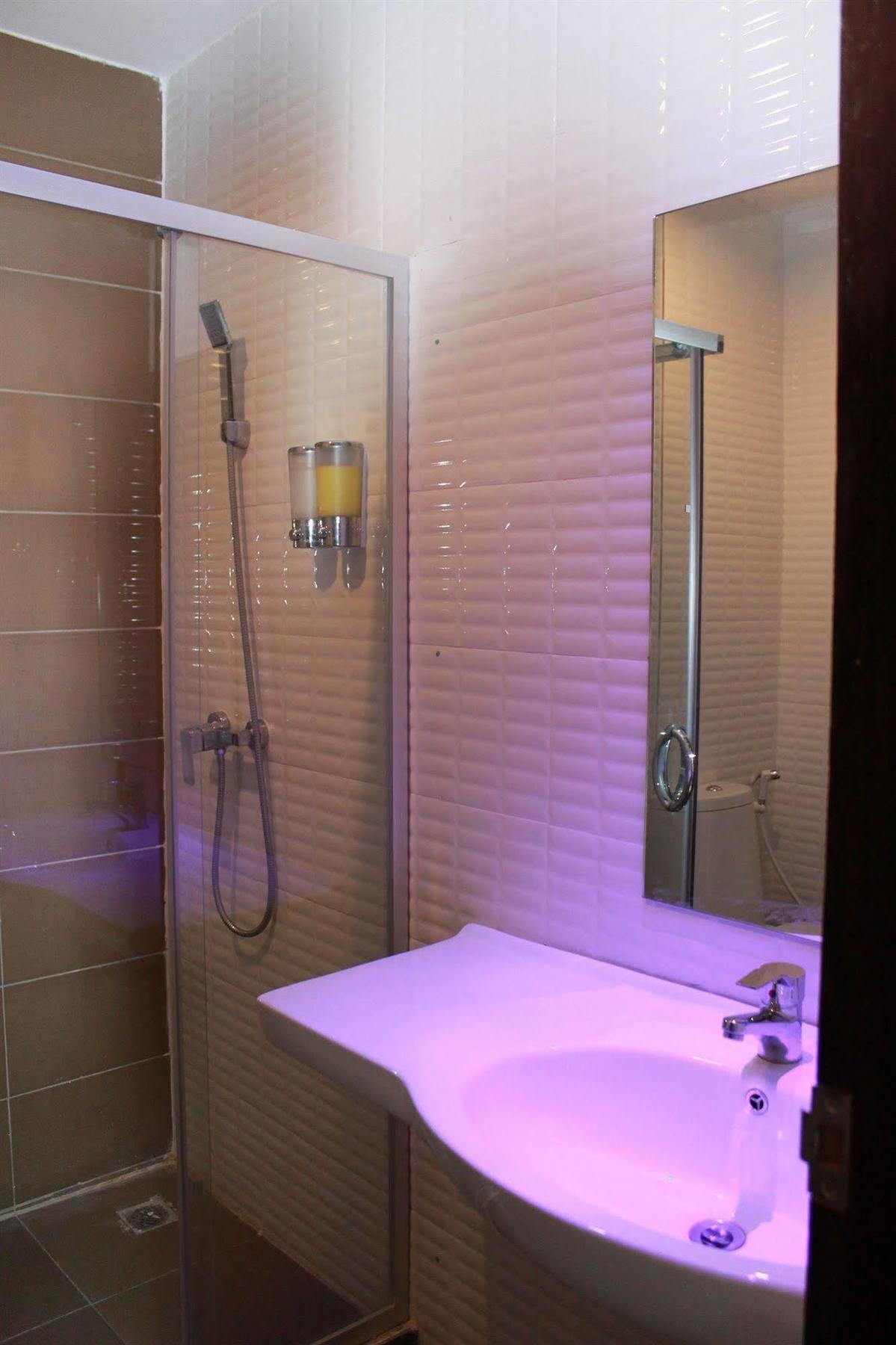 Silver Sand Suites Hotel Ao Nang Beach Ngoại thất bức ảnh